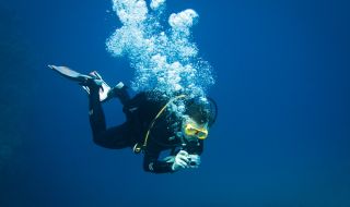 Учен реши да живее под вода в продължение на 100 дни (ВИДЕО)