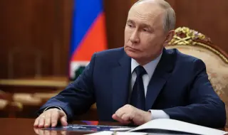 Николай Слатински: Черната дупка Русия на Путин