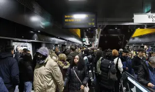 Пуснаха метрото в Солун след почти едномесечно спиране заради тестове
