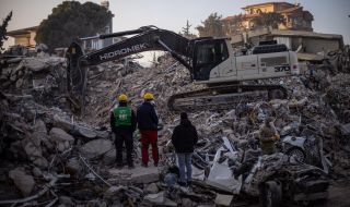 Турция ще похарчи около 37 млрд. долара заради опустошителните февруарски земетресения