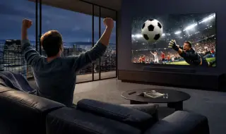 Билети за VIP ложите на световното по футбол или как новите AI телевизори на Samsung премахват границата между трибуните и дивана
