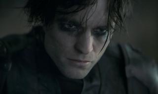 Новият Батман заприлича на вампир заради COVID-19 (СНИМКИ/ВИДЕО)