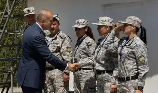 Президентът ще участва в отбелязването на бойния празник на Сухопътните войски