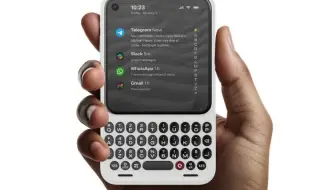 Появи се духовен наследник на телефоните BlackBerry