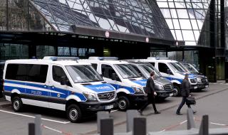 Полиция нахлу в офиса на Deutsche Bank