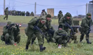 Търсят се близо 300 войници у нас, стартова заплата - 2300 лв.