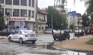 Дрогиран прегази жена в Самоков и избяга