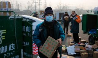 Узбекистан изпраща маски и ръкавици на Китай