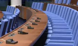 Новите 240: Четирима бивши премиери и знакови политически фигури стават депутати