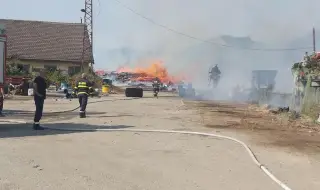 Бърз влак причини огромен пожар на гара Кочериново