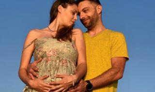 Бременна звезда от "Съни бийч" показа щастие от плажа (СНИМКИ)