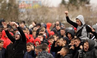 Родители на деца, трениращи в Бояна, разтревожени от протеста срещу БФС