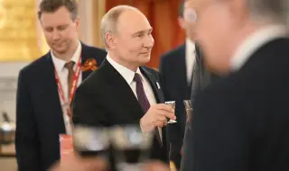 Русия отбелязва Деня на победата с военен парад на Червения площад