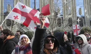 Саакашвили: Грузия не трябва да разчита да бъде спасена от Запада