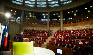 Франция казва сбогом на ядрената енергия