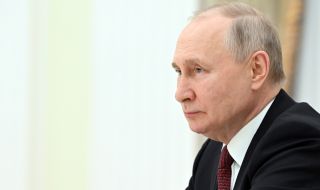 Путин е в истерия, подчинените му също са паникьосани