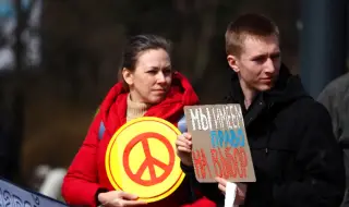 Representatives of the Russian opposition gathered at a protest in the center of Sofia 