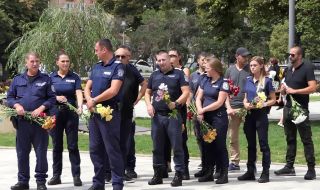 България се прости със загиналите полицаи в Бургас (ОБЗОР)