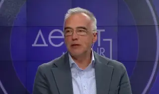 Антон Кутев: Радев няма да остави хора да мишкуват под него
