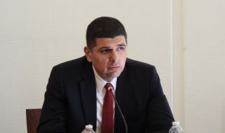Мирчев: ПП-ДБ имат битка за страната