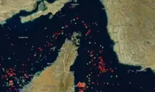 Иран затяга хватката в Ормуз: Търговски кораби въртят резки завои край Оман