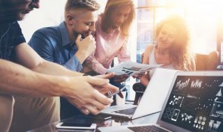 Нова визова схема във Великобритания за завършилите студенти с най-високи оценки в света