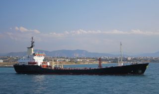 Ирански танкер достави петрол в Сирия