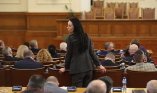 Енергийната комисия заседава извънредно по искане на ГЕРБ-СДС