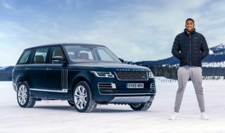Антъни Джошуа и специалната снежна инсталация на Range Rover
