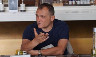 Прокуратурата чака ОАЕ за разпита на Васил Божков