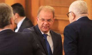 Радомир Чолаков: Тази държава е абсолютно изпусната