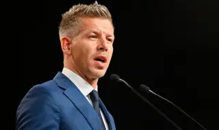 Peter Magyar triggers presidential change