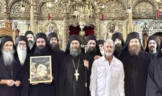 Български монаси съветват Мел Гибсън за продължението на „Страстите Христови“ (СНИМКИ)