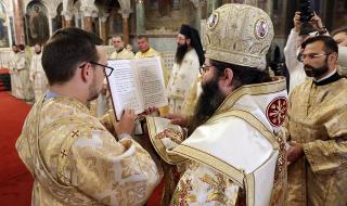 Църквата вдигна цените