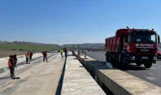 Удължават ремонта на АМ "Тракия" между Чирпан и Стара Загора