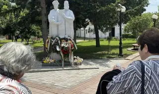 Нов духовен символ в Поморие: Триметров мраморен паметник на Кирил и Методий 