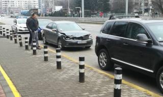 Пешеходец пострада при верижна катастрофа на бул. &quot;България&quot; в столицата