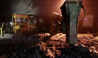Земетресение отне живота най-малко на двама полски миньори