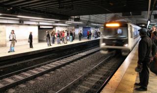 Мотриса завлече жена в метрото (ВИДЕО)
