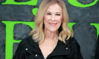 Семейство и близки се сбогуваха с Катрин О'Хара на тайно погребение