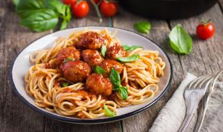 Рецепта на деня: Италиански кюфтенца със спагети