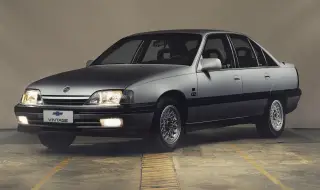 Продадоха 21-годишна Omega за над 70 хиляди евро