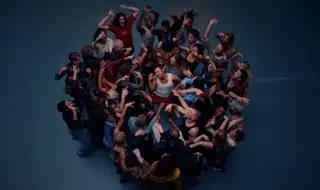 Хари Стайлс с ново ВИДЕО към “Dance No More”