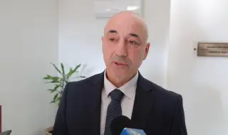 Тихомир Янакиев за забраната на АТВ и УТВ: Созопол е град, който през лятото живее с различен ритъм