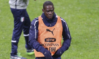 Моуриньо иска Балотели в Челси