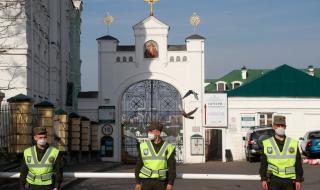 Манастир в Украйна стана огнище на коронавирус