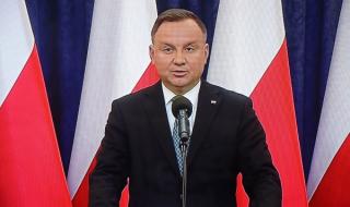 Полша намери решение: Избори по пощата