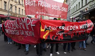 Първомайските шествия в Берлин преминаха спокойно