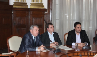 МЗХ изплати 100% от средствата на земеделците