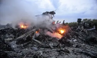 Володимир Зеленски: Руски военни свалиха този самолет, това е сигурно